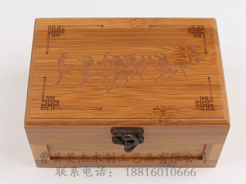點(diǎn)擊查看詳細(xì)信息<br>標(biāo)題：高檔竹木盒 閱讀次數(shù)：1073