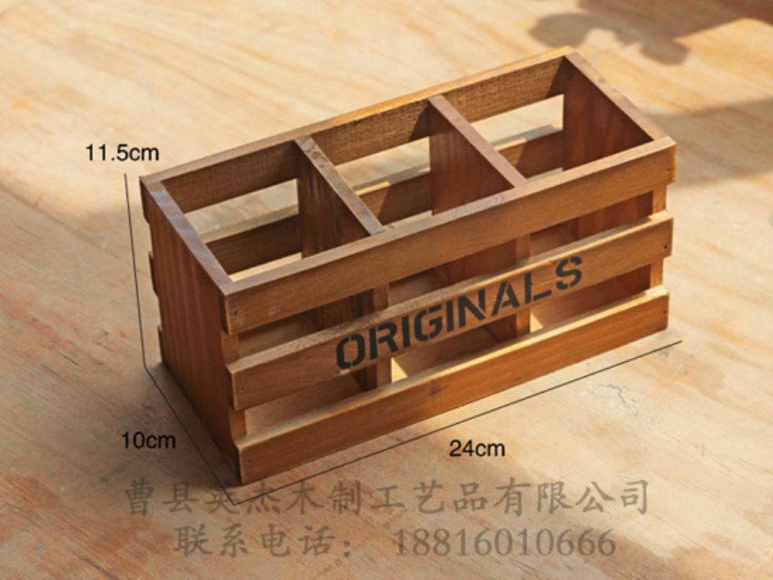 點擊查看詳細信息<br>標題：復古木框盒 閱讀次數(shù)：994