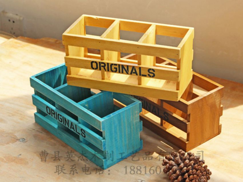 點擊查看詳細信息<br>標題：復古木框盒 閱讀次數(shù)：1035