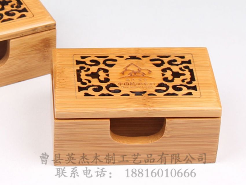 點擊查看詳細信息<br>標題：高檔竹木名片盒 閱讀次數(shù)：1111