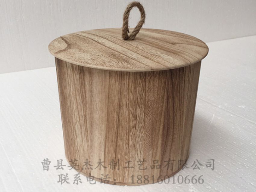 點擊查看詳細信息<br>標題：木制米捅 茶葉桶 閱讀次數(shù)：1063