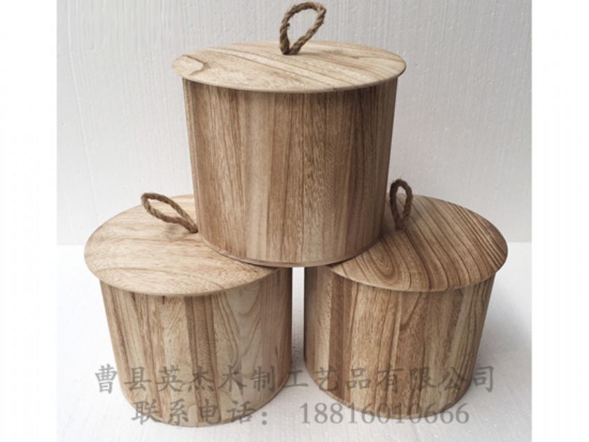 點擊查看詳細信息<br>標題：木制米捅 茶葉桶 閱讀次數(shù)：1052