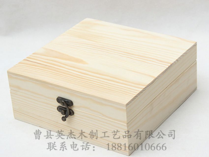 點(diǎn)擊查看詳細(xì)信息<br>標(biāo)題：松木原木色木盒 閱讀次數(shù)：964