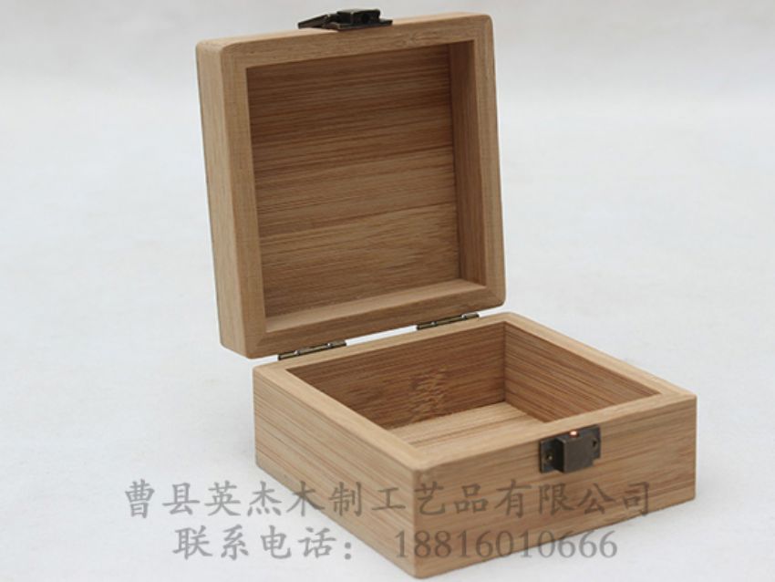 點(diǎn)擊查看詳細(xì)信息<br>標(biāo)題：原木色竹木木盒 閱讀次數(shù)：948