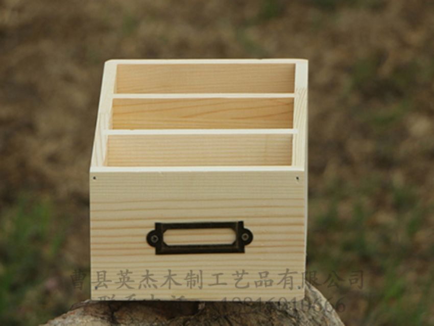 點擊查看詳細(xì)信息<br>標(biāo)題：出口3格儲物盒 閱讀次數(shù)：1243