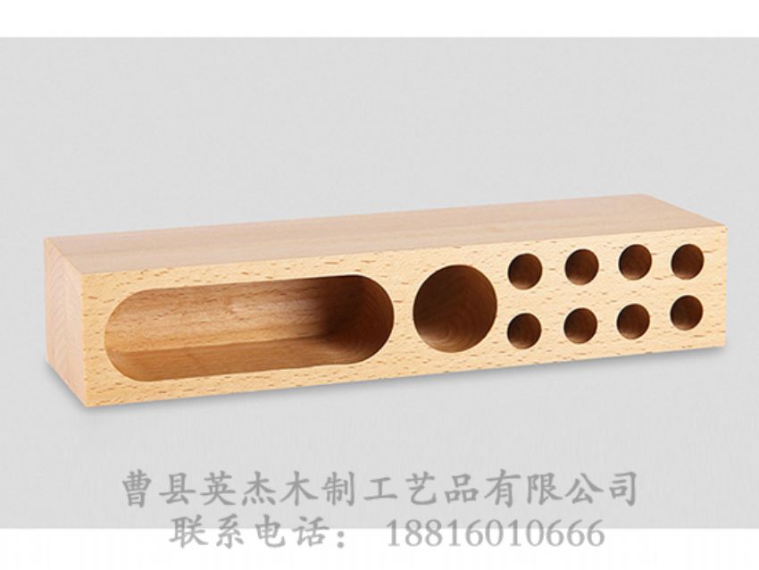 點(diǎn)擊查看詳細(xì)信息<br>標(biāo)題：手機(jī)支架 閱讀次數(shù)：1387