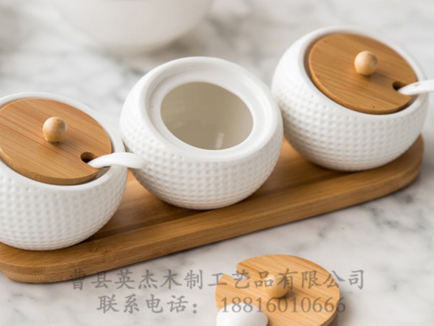 點(diǎn)擊查看詳細(xì)信息<br>標(biāo)題：竹木調(diào)味盒木蓋 閱讀次數(shù)：1468