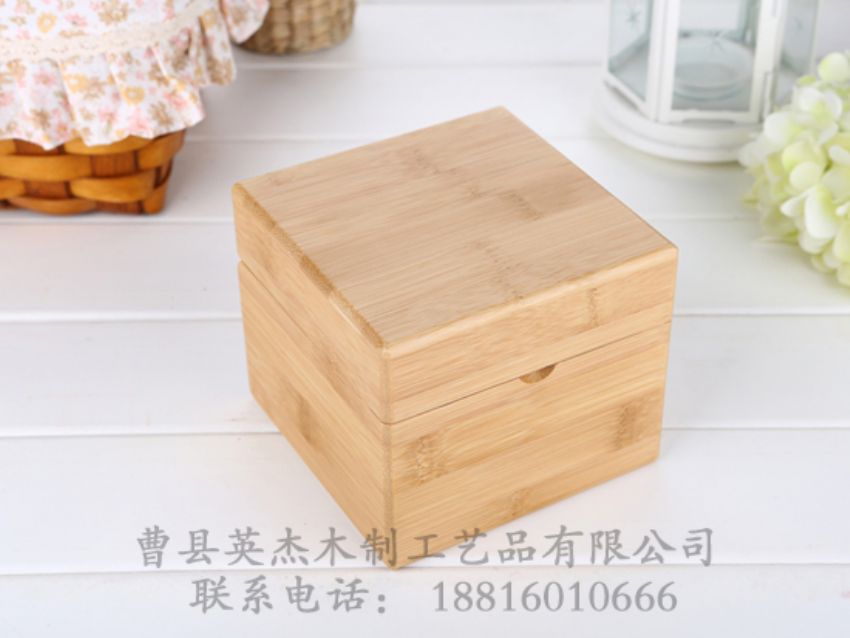 點(diǎn)擊查看詳細(xì)信息<br>標(biāo)題：竹木精油木盒 閱讀次數(shù)：1140