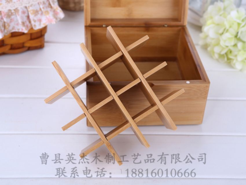 點擊查看詳細信息<br>標題：竹木精油木盒 閱讀次數(shù)：1455