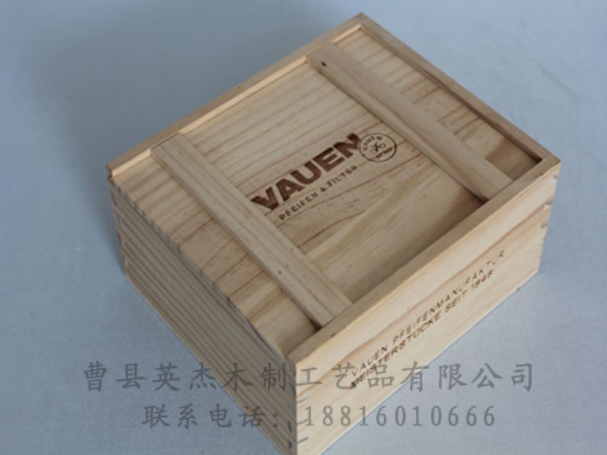 點(diǎn)擊查看詳細(xì)信息<br>標(biāo)題：竹木茶葉盒 閱讀次數(shù)：1015