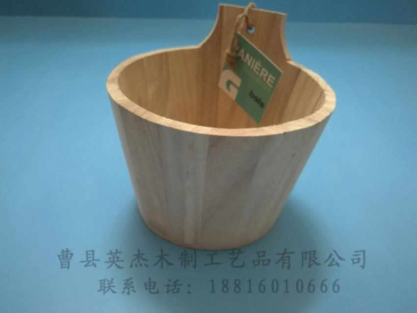 點擊查看詳細信息<br>標題：木制底座  木制杯蓋 閱讀次數(shù)：1083