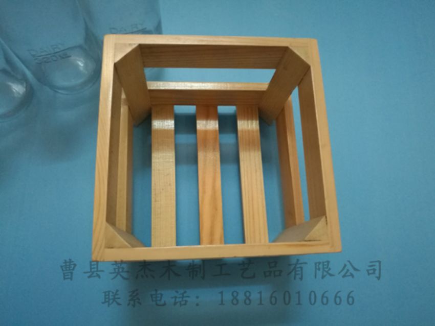 點擊查看詳細信息<br>標題：木制底座  木制杯蓋 閱讀次數(shù)：965