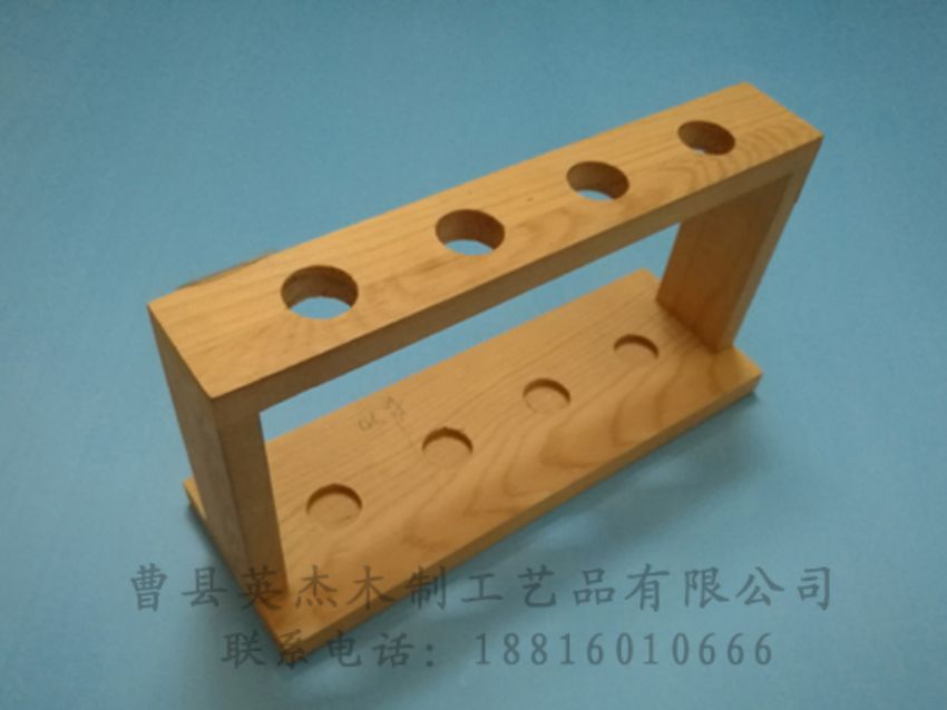 點擊查看詳細信息<br>標題：木制底座  木制杯蓋 閱讀次數(shù)：966