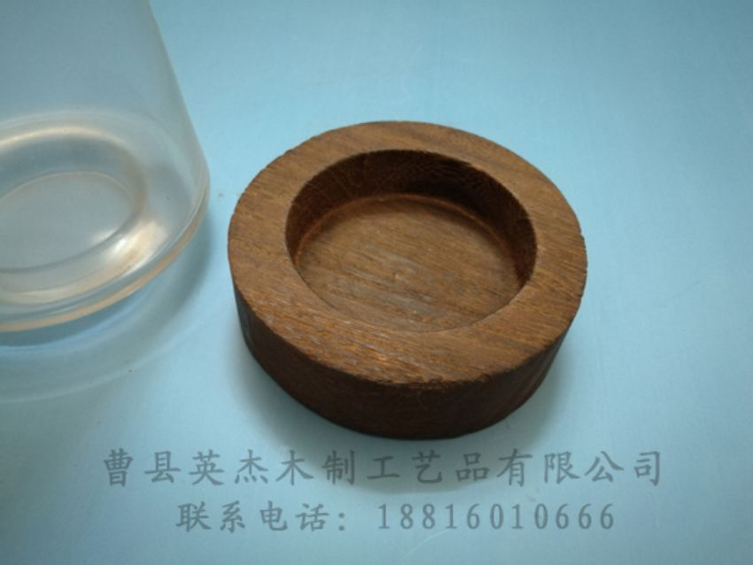 點(diǎn)擊查看詳細(xì)信息<br>標(biāo)題：木制底座  木制杯蓋 閱讀次數(shù)：1332