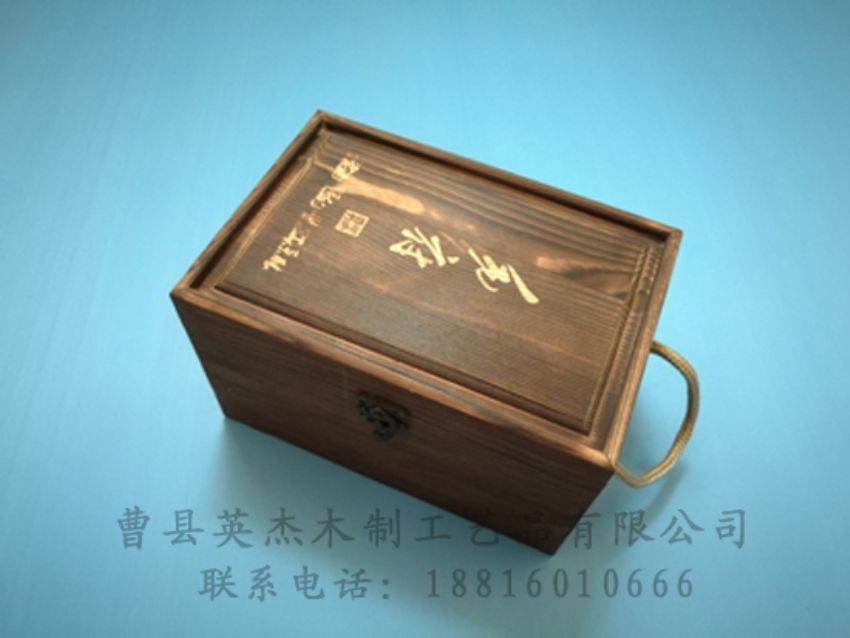 點(diǎn)擊查看詳細(xì)信息<br>標(biāo)題：木制紅酒盒 閱讀次數(shù)：975
