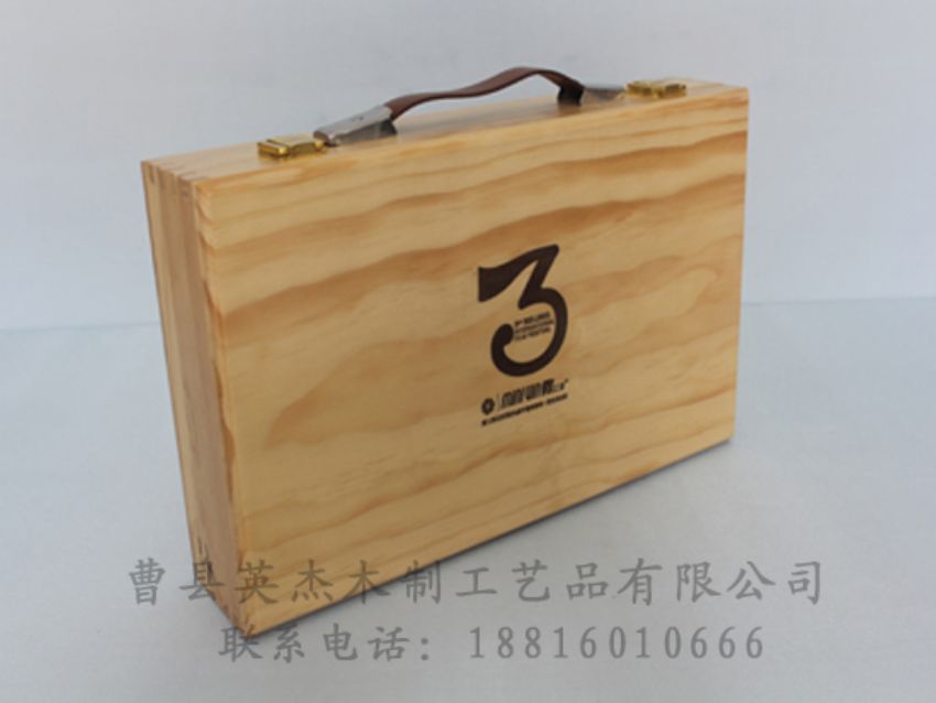 點(diǎn)擊查看詳細(xì)信息<br>標(biāo)題：木制紅酒盒 閱讀次數(shù)：1037