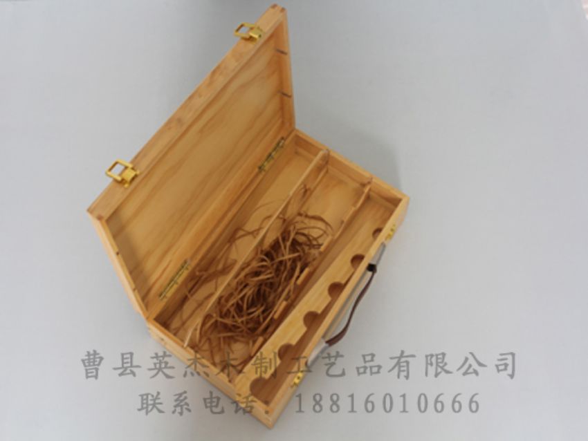 點(diǎn)擊查看詳細(xì)信息<br>標(biāo)題：木制紅酒盒 閱讀次數(shù)：1039