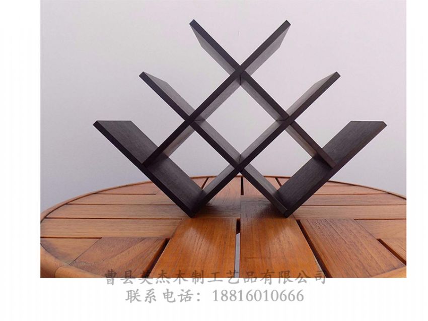 點(diǎn)擊查看詳細(xì)信息<br>標(biāo)題：木制酒架 閱讀次數(shù)：776