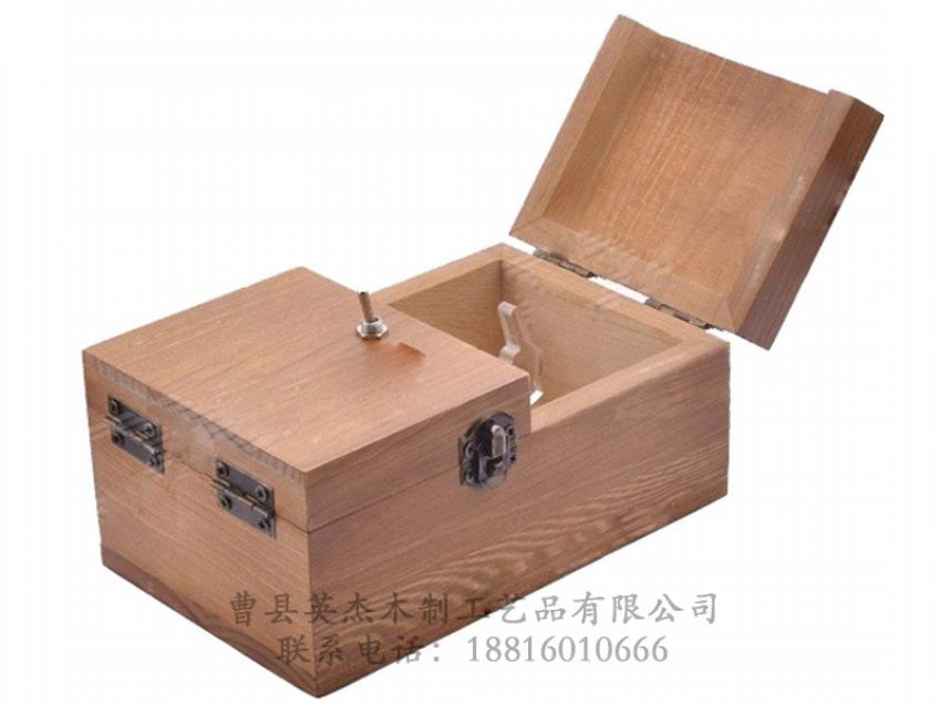 點(diǎn)擊查看詳細(xì)信息<br>標(biāo)題：木制文具包裝盒 閱讀次數(shù)：956