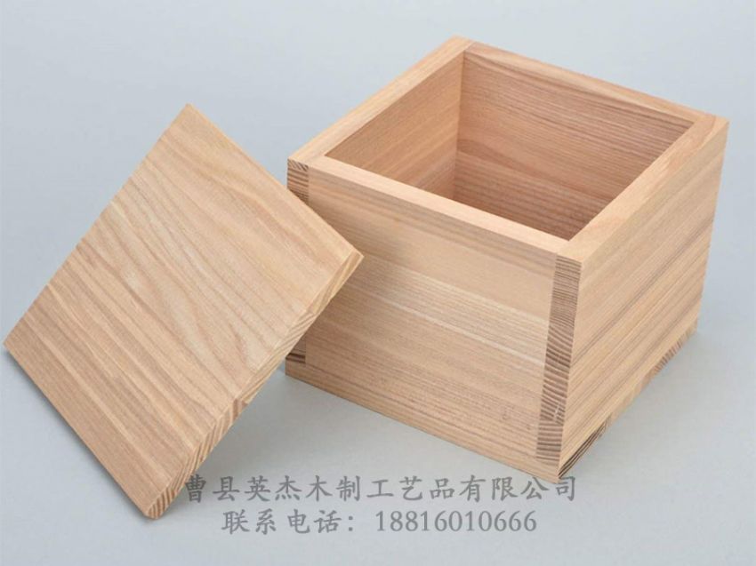點(diǎn)擊查看詳細(xì)信息<br>標(biāo)題：木制文具包裝盒 閱讀次數(shù)：902